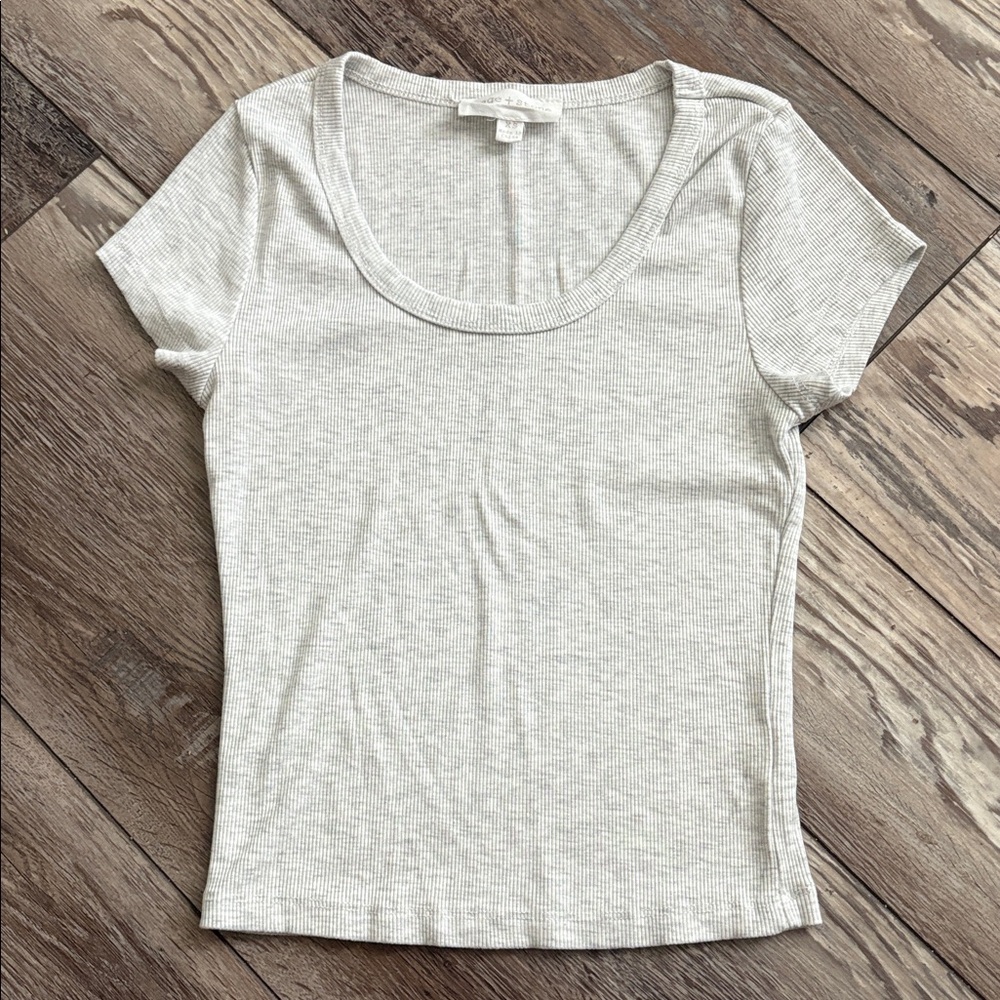 Light Gray Ribbed Short Sleeve Top